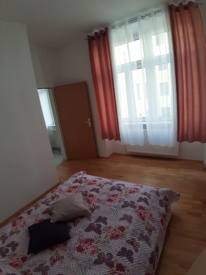 Bonbon Apartment Wenen Buitenkant foto